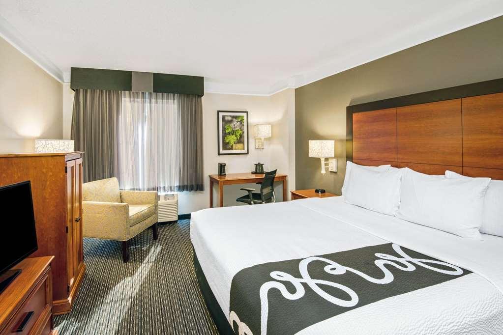 La Quinta By Wyndham San Antonio Airport Hotel Ruang foto